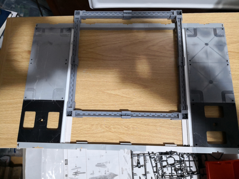 PG Diorama - Test fitting of support frame for base beams